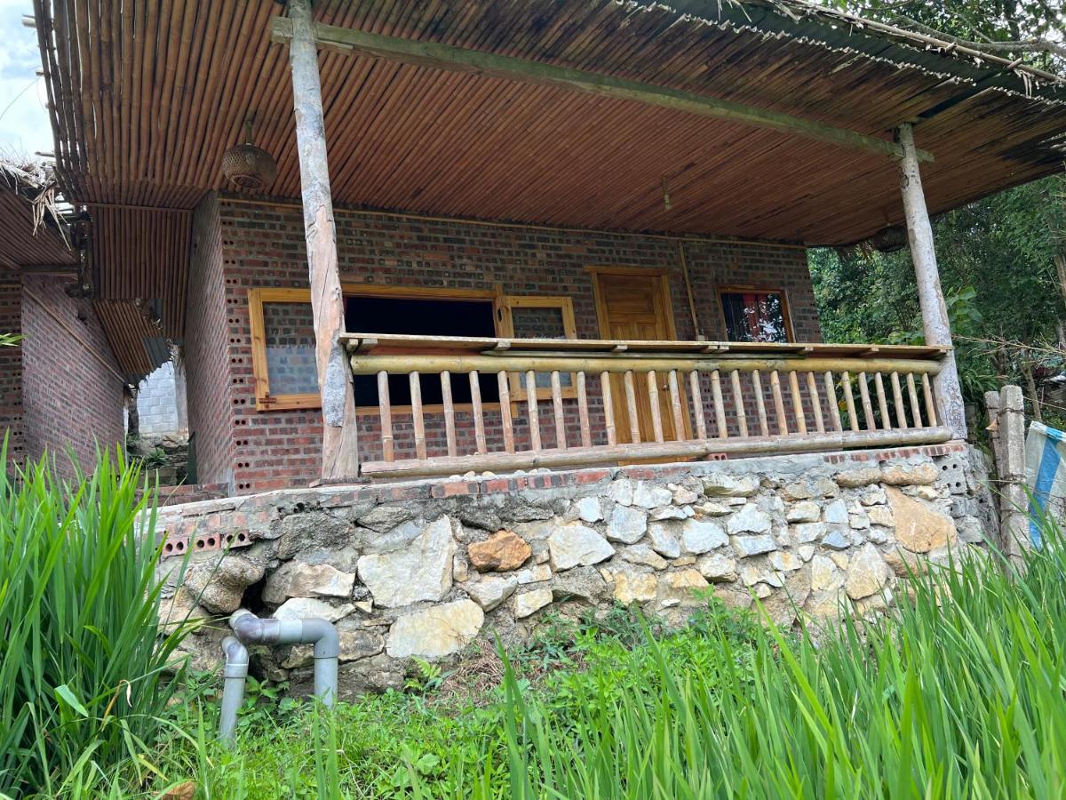 Sapa Hmong Bungalow Homestay Exterior photo